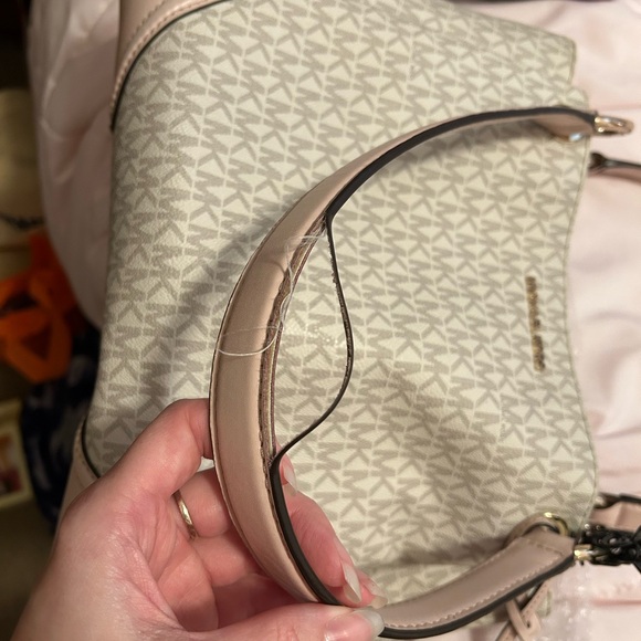 Michael Kors Beige and Blush Shoulder Bag Set - Picture 4 of 4